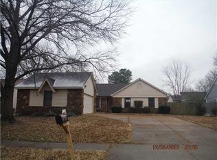 6375 Wood Park Dr, Memphis, TN 38141