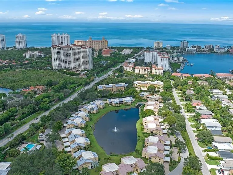577 Beachwalk Cir #R-202 — Photo 41