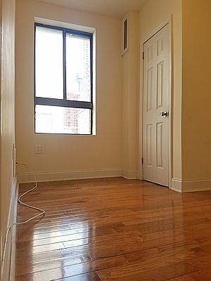 5th image of 300 W 49th St APT 809