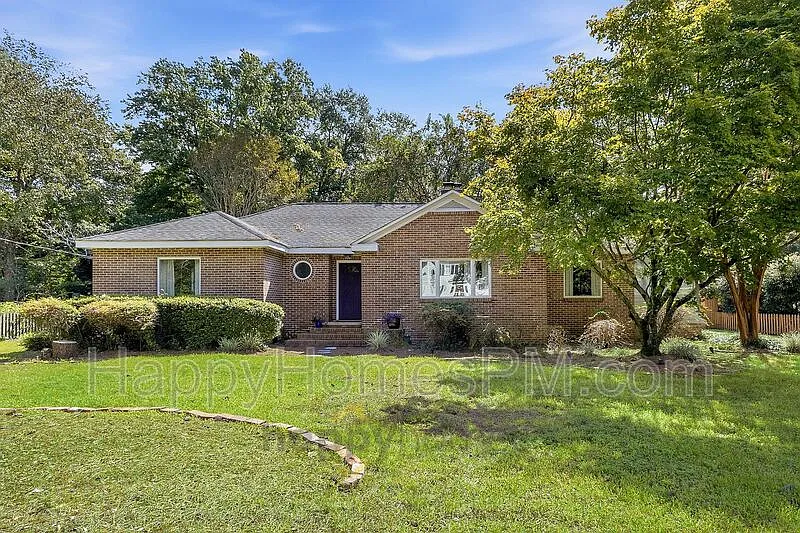 917 S Main St