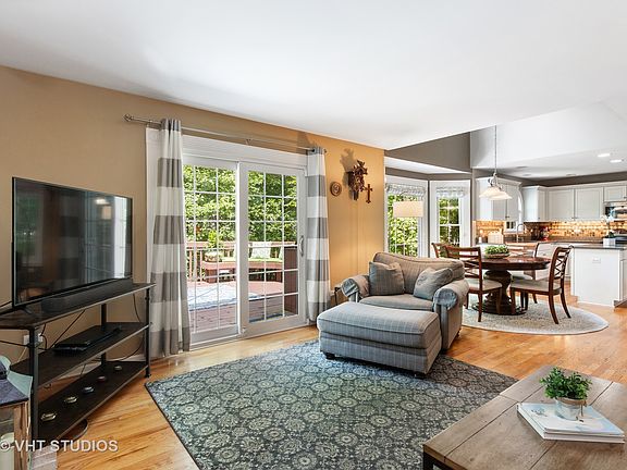 4th image of 716 Cohasset Ct
