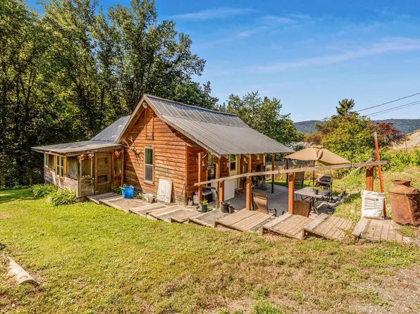 3071 Daisy Mine Rd #B, Rice, WA 99167