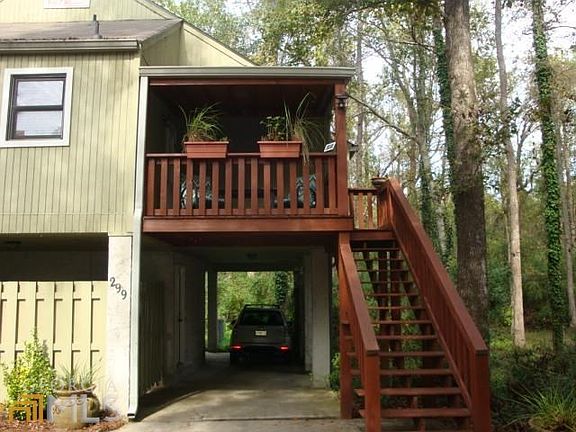 2nd image of 299 Westbrooke Dr