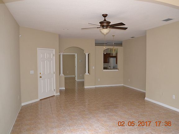3rd image of 2834 Tanglewylde Dr