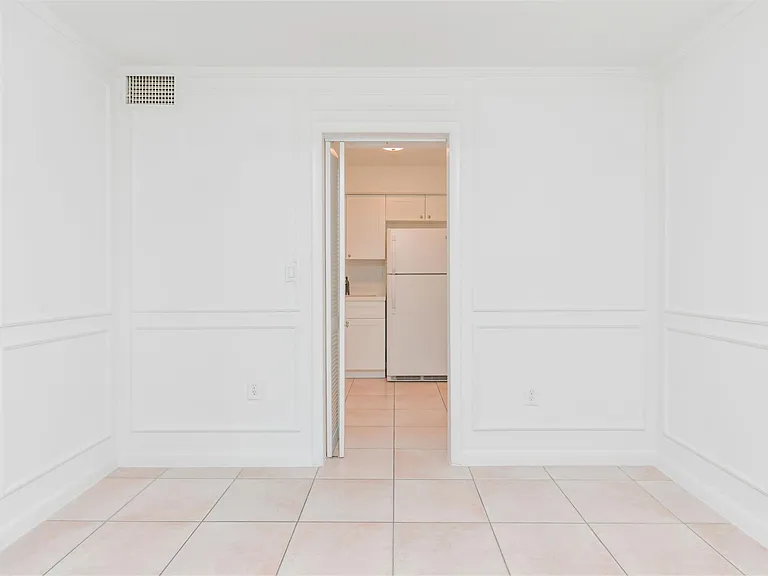 3912 Ponce De Leon Blvd — Photo 15