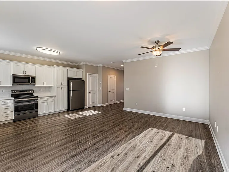 Townehomes of Beaver Ridge — Photo 46