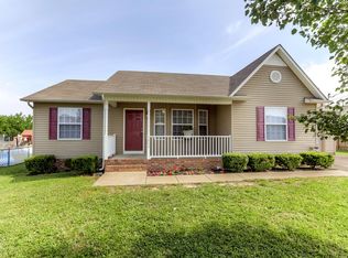1640 Baucom Dr, Columbia, TN 38401