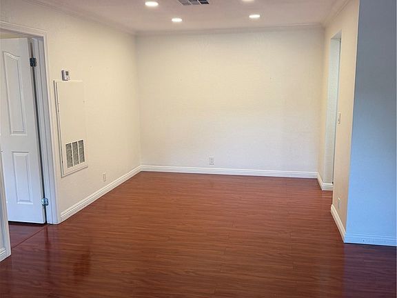 2nd image of 25611 Indian Hill Ln
