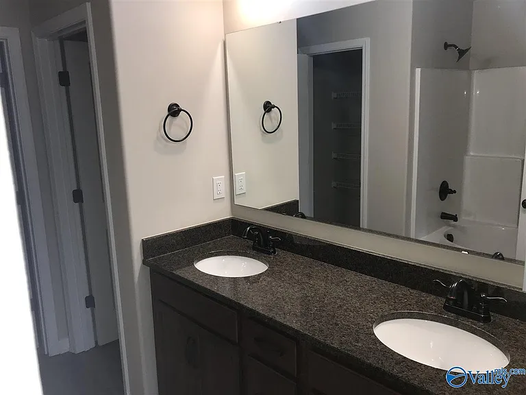112 Beaver Brook Pl — Photo 19