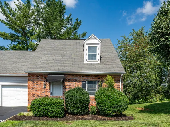2700 Indian Ridge Rd APT 19, Johnson City, TN 37601