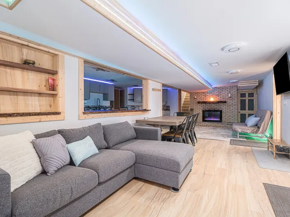 (undisclosed Address), Waterford, MI 48329