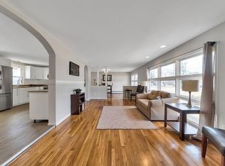 77 Valley Rd, Springfield, MA 01119