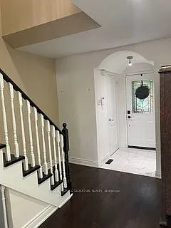 51 Oglevie Dr — Photo 2