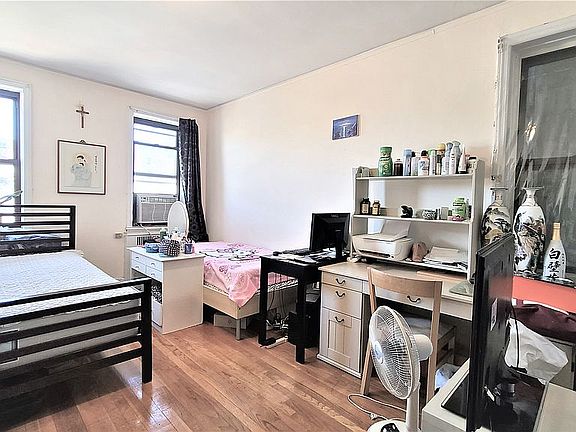 5th image of 40-37 77th St APT 3B
