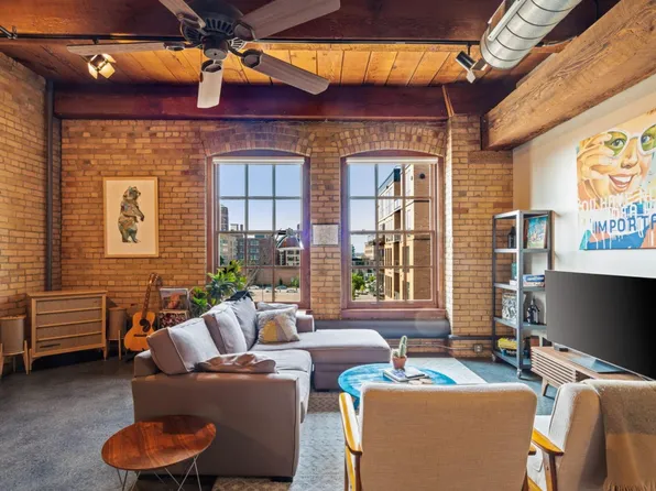 708 N 1st St APT 446, Minneapolis, MN 55401