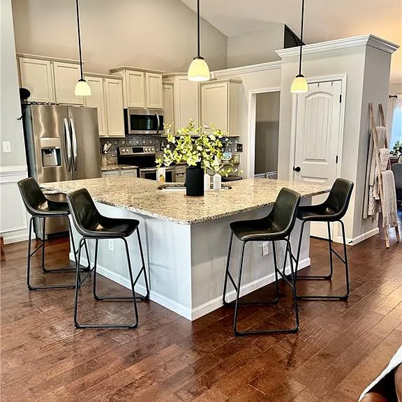 320 Cranmore Pl — Photo 4