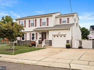 106 Ellwood St, Hamilton, NJ 08610