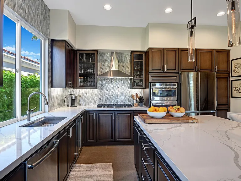 210 Gold Canyon Dr — Photo 36