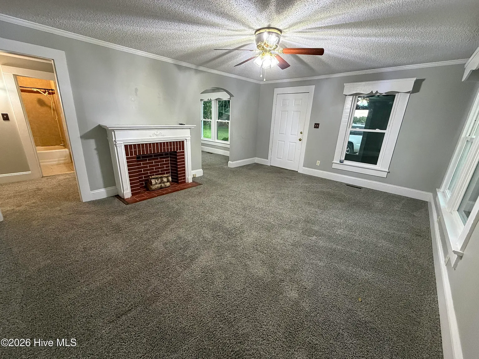 2 bed, 2.0 bath, 1646 sqft, $1,350 — Photo 3