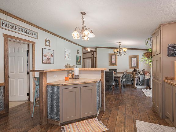 5th image of 784 Happy Trails Rd