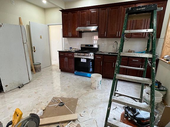 5th image of 1230 71st St #2R