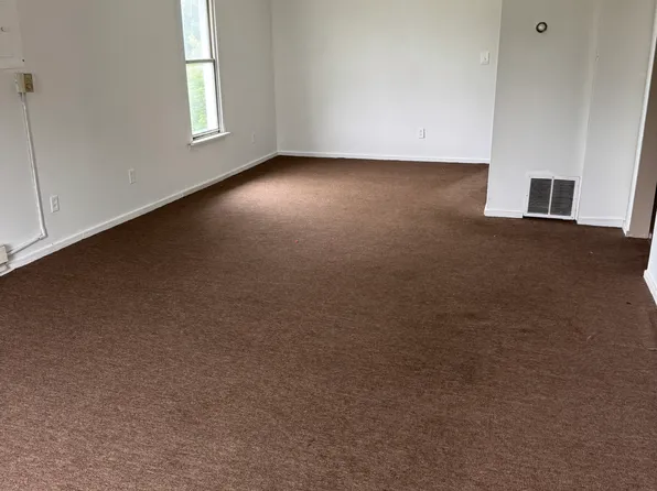 227 Pearson St #2, New Castle, PA 16101