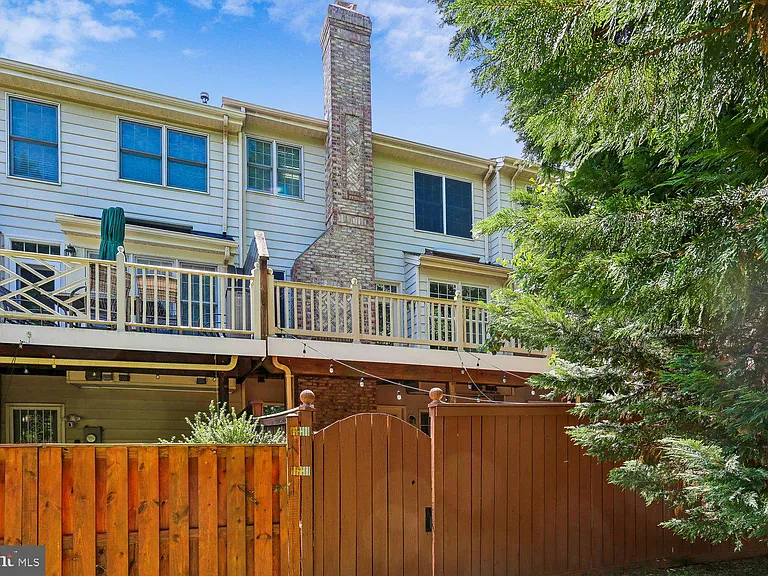 417 Winding Rose Dr — Photo 46