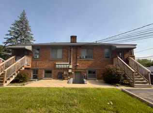 121 W Thirteen Mile Rd, Royal Oak, MI 48073