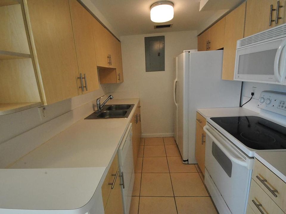 1st image of 1185 Marseille Dr APT 303