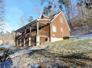 408 Blue Lick Rd, Winfield, WV 25213