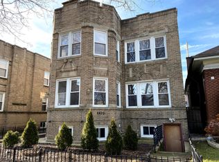 6420 N Campbell Ave, Chicago, IL 60645