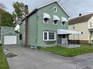 185 Bayard St, Port Ewen, NY 12466