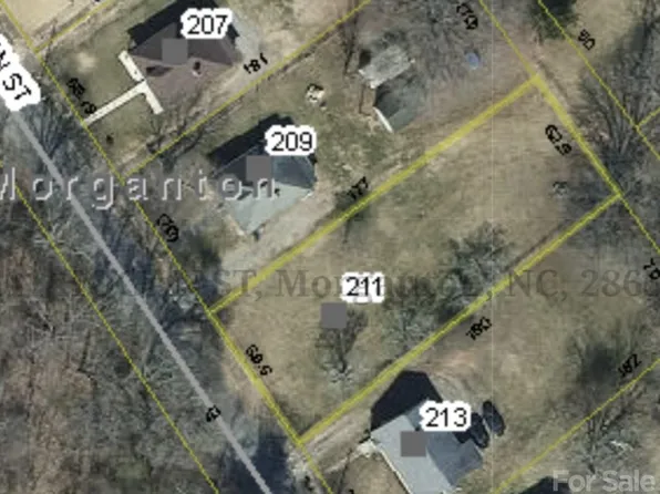 211 Hogan St, Morganton, NC 28655