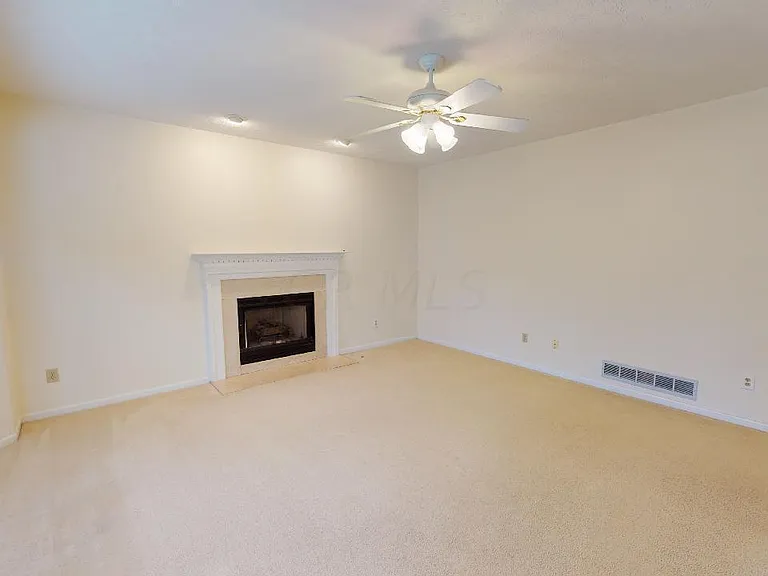 6498 Ringsend Ct — Photo 24