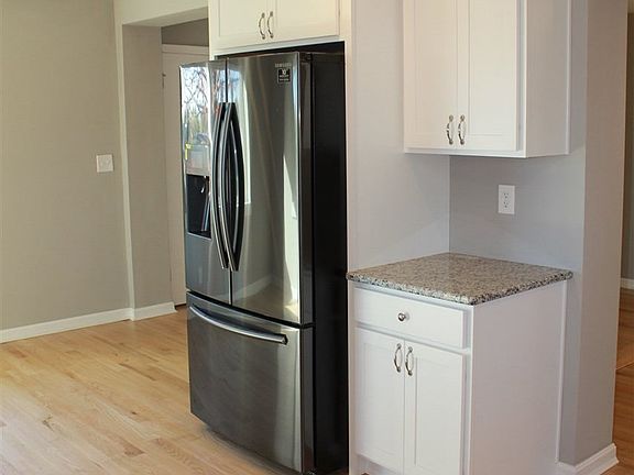 5th image of 8489 Persimmon Grove Pike