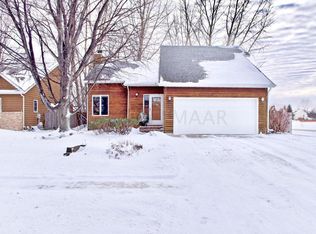 1646 30th Ave S, Fargo, ND 58103