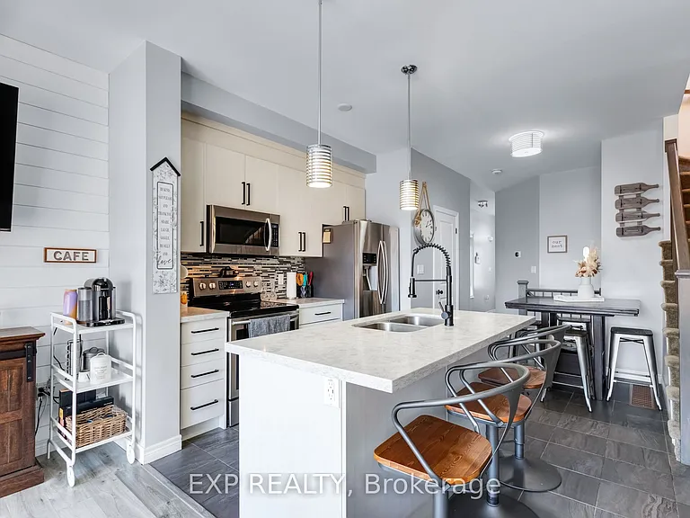688 Dunn Ave — Photo 20