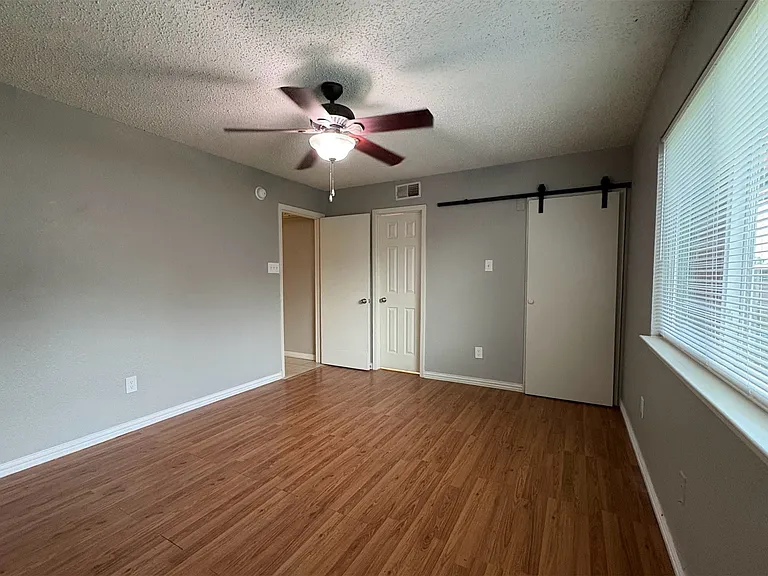 1206 High Valley Dr — Photo 8