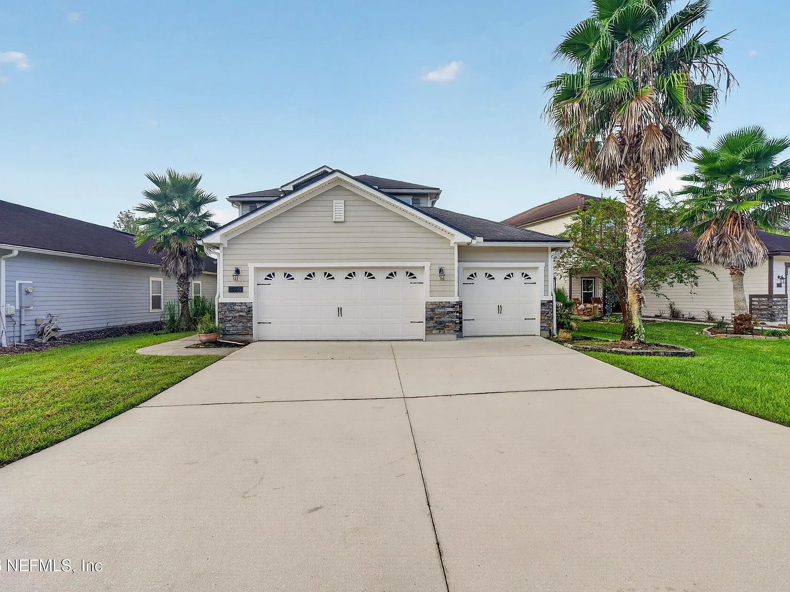4 bed, 3.0 bath, 2750 sqft, $3,450 — Photo 2