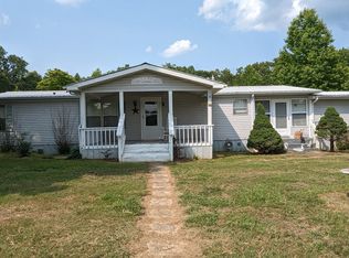 181 Ellis Cove Ln, Oneida, TN 37841