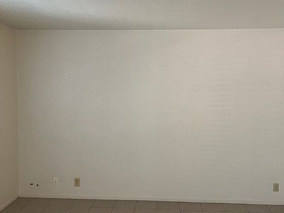 3rd image of 4242-4248 W Douglas Ave #4242
