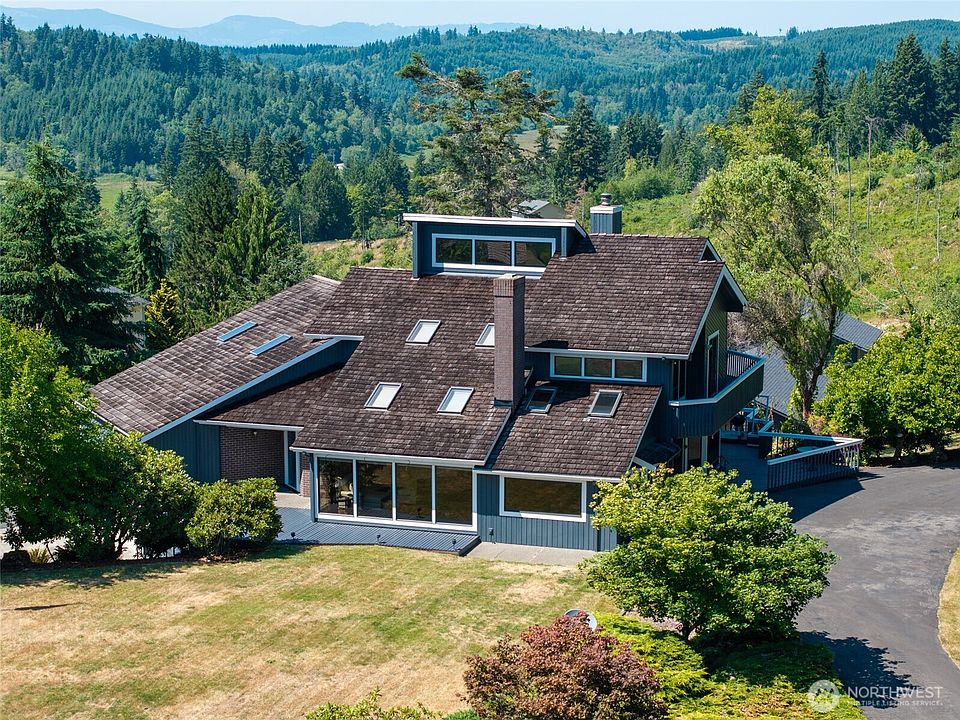 1st image of 160 Northridge Drive