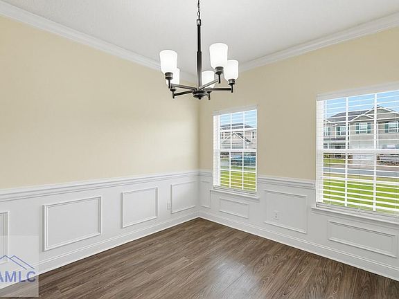 4th image of 218 Rutledge Dr