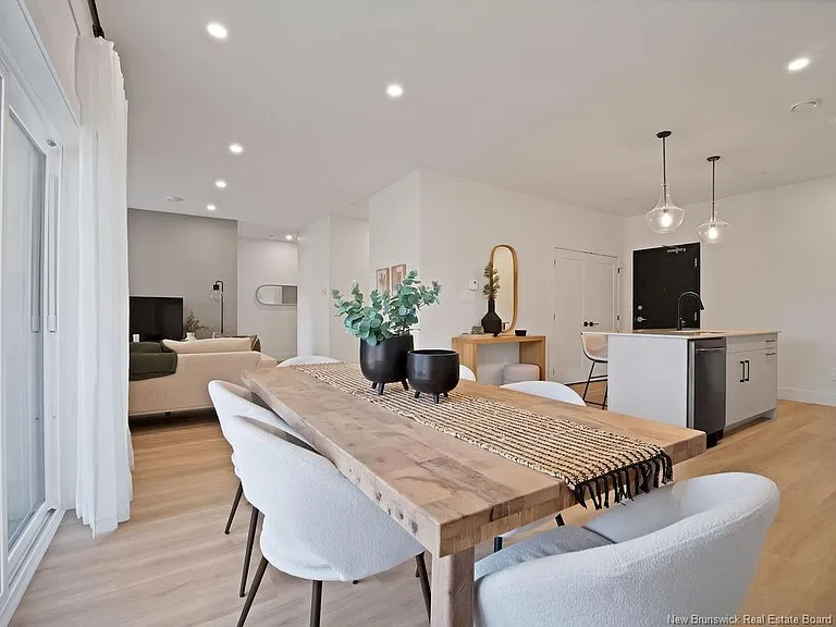 1333 Main St #305 — Photo 9