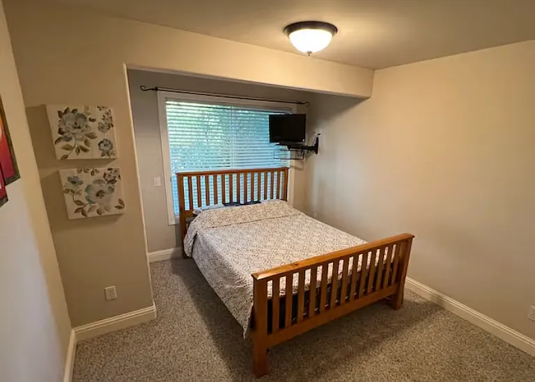 2nd bedroom - can be easily converted for other hobbies