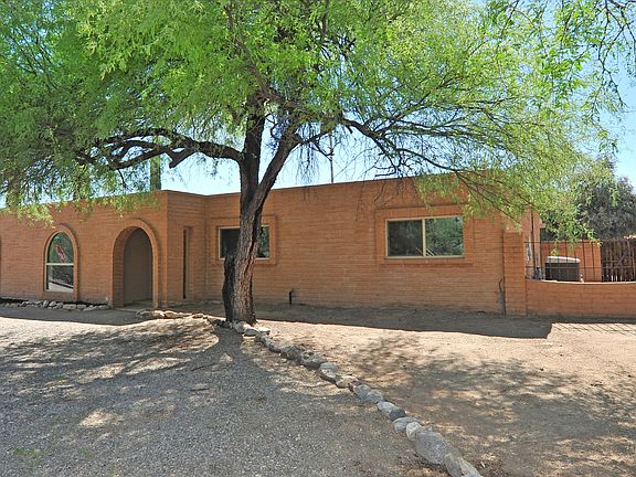 2nd image of 2801 N Melpomene Dr