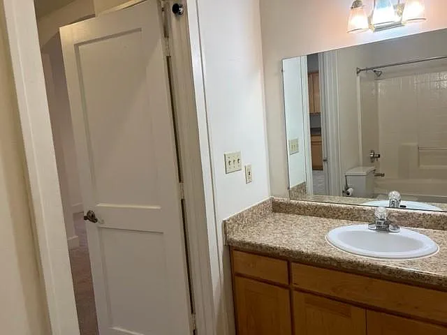 127 N College Ave — Photo 12