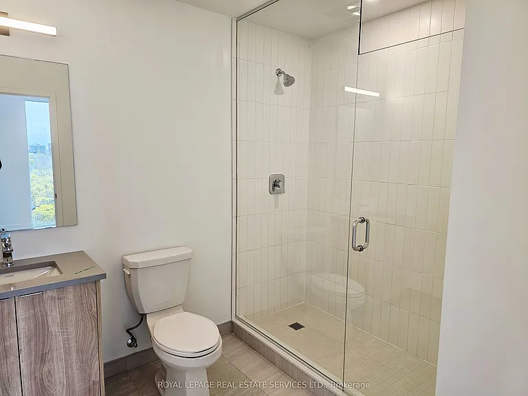 1660 Bloor St W #1214 — Photo 11