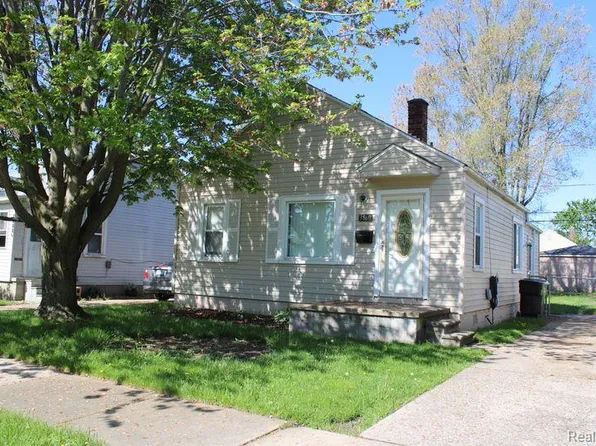 3860 18th St, Wyandotte, MI 48192