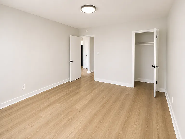 East Browning Apts — Photo 6